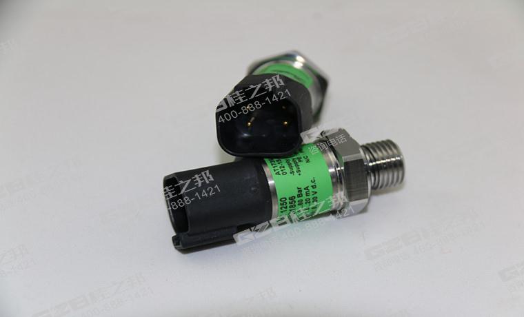 柳工挖掘機配件，挖掘機配件網